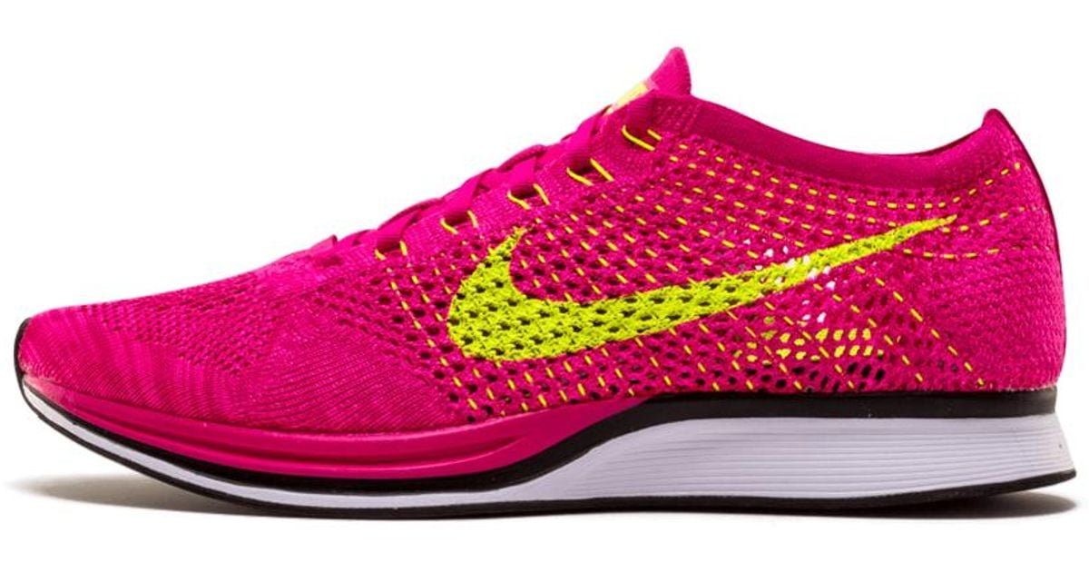 flyknit racer size 5