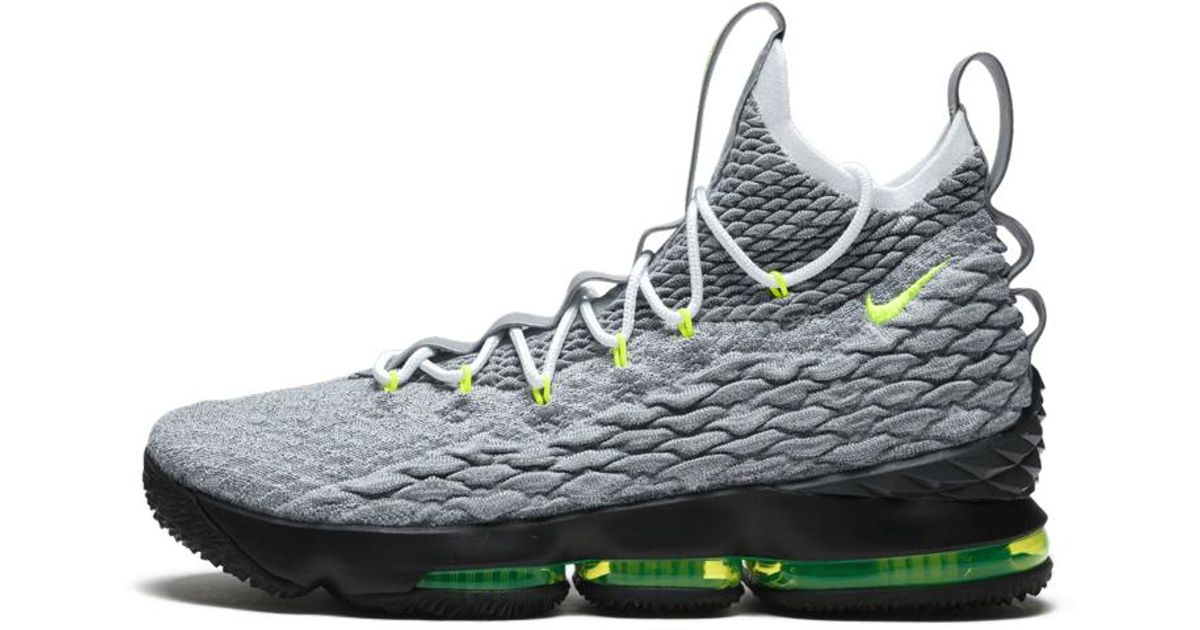 lebron 15 air max