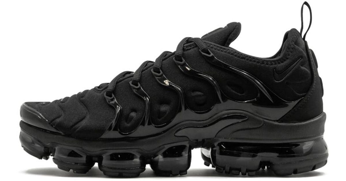 vapormax plus black size 7
