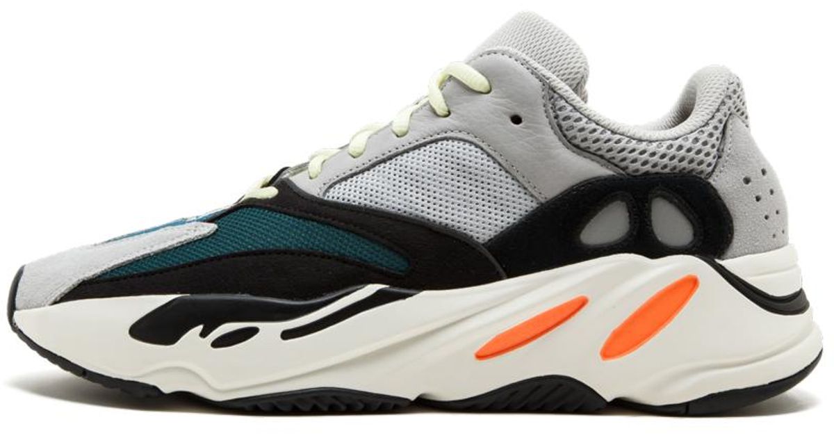 yeezy wave runner size 5