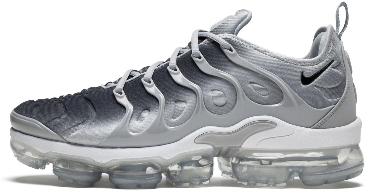 nike air vapormax plus grey