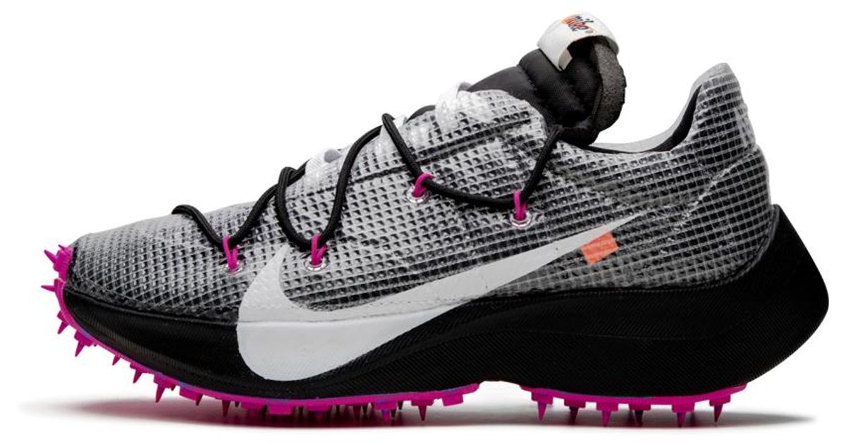 nike white street shoes