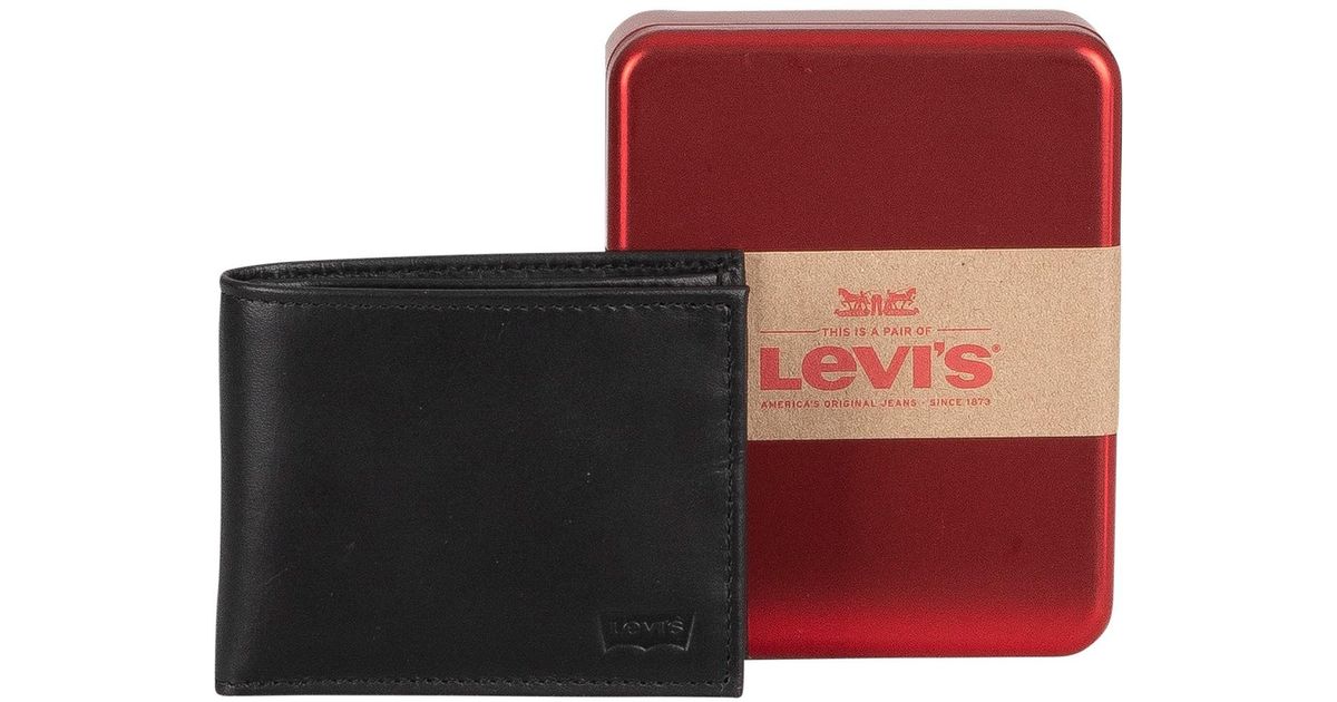 Levi's Casual Classics Leather Wallet 