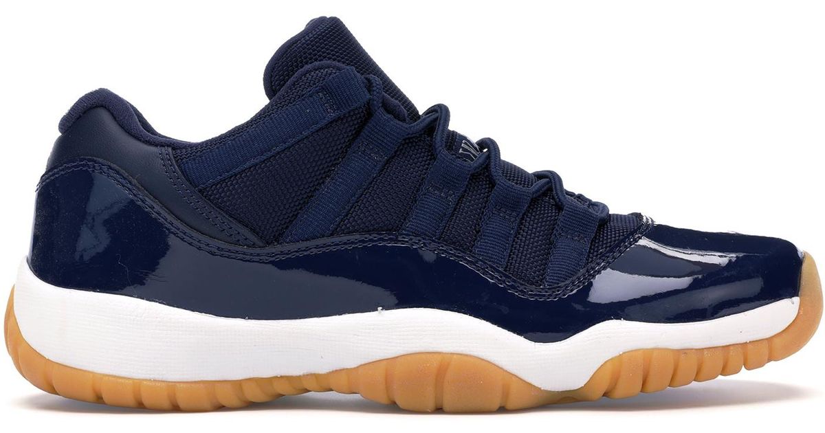 midnight blue nike shoes