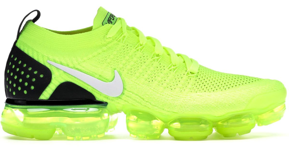 nike volt vapormax