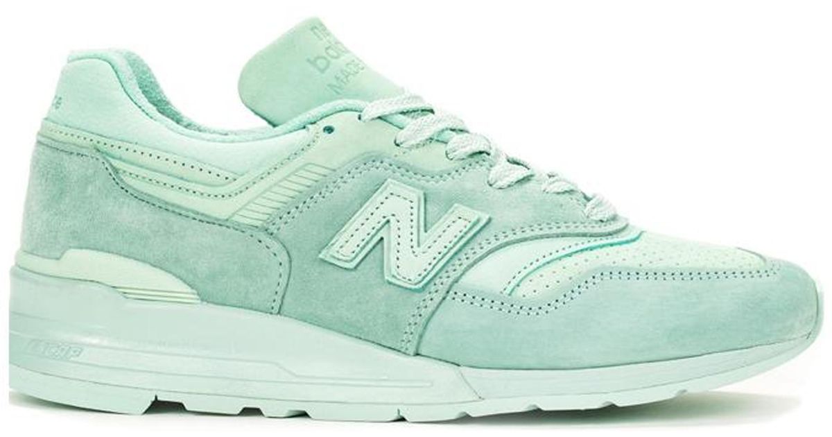 mint green new balance