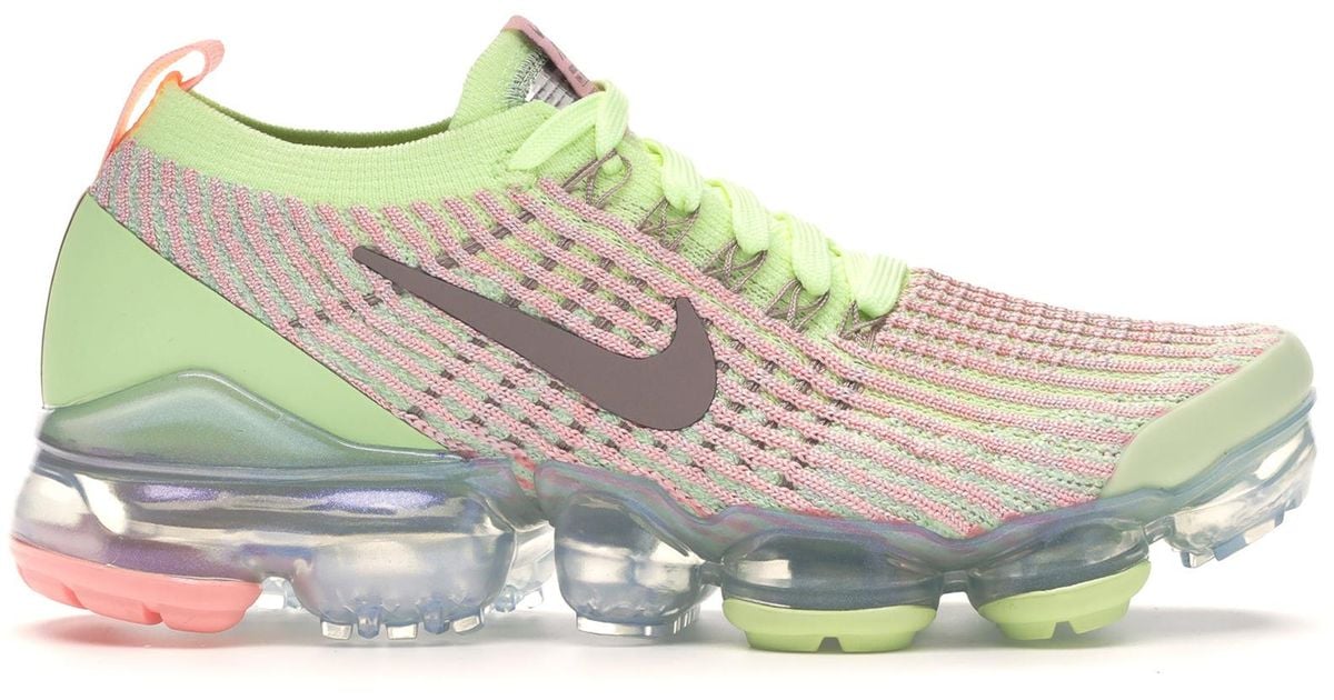 Buy Nike Monochrome Air Vapormax Flyknit 3 for Men in