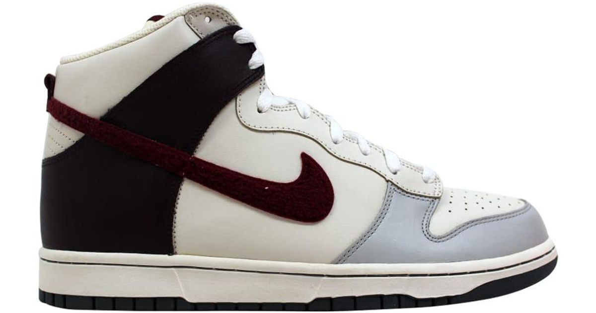 neutral grey dunks