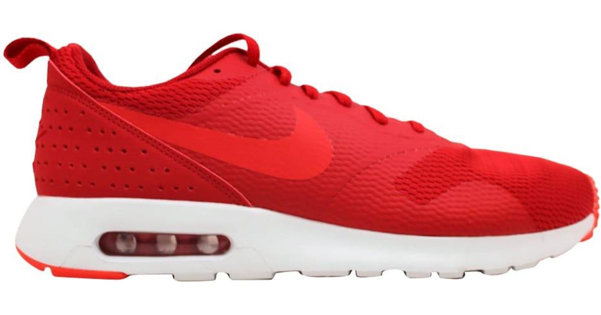 nike tavas red