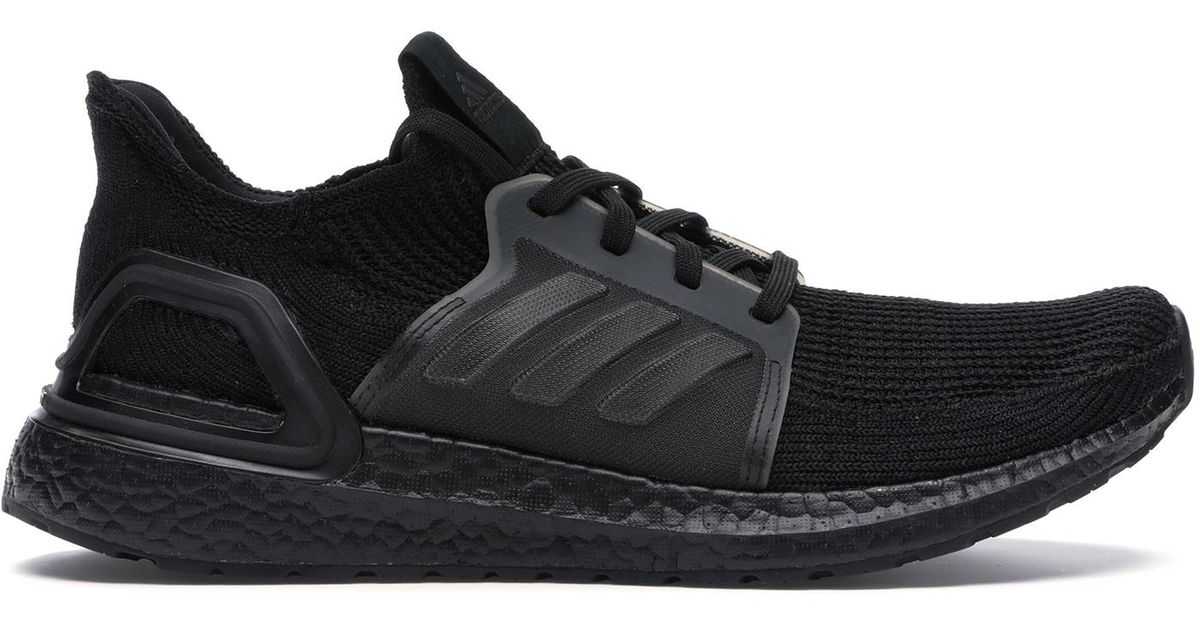 triple black ultra boost 2019