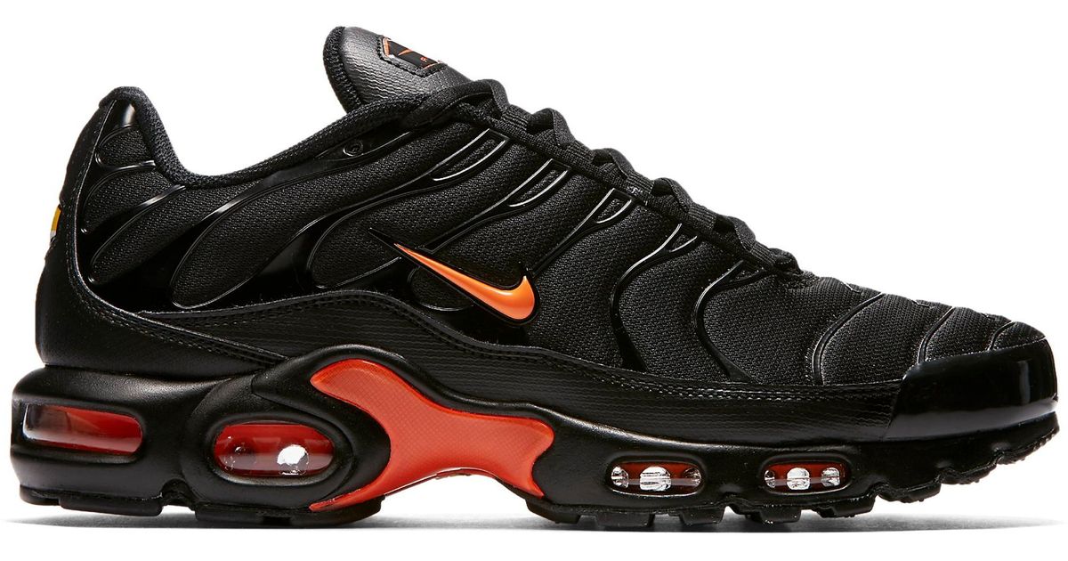black and orange air max plus