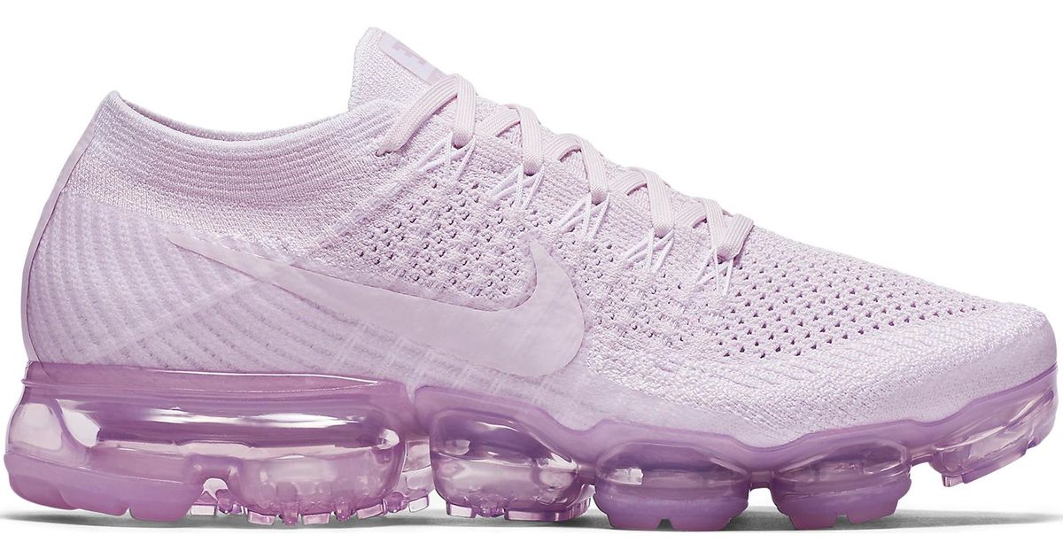 nike vapormax light pink