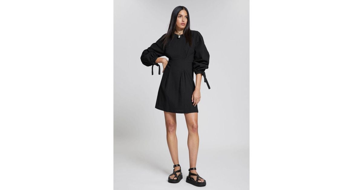 & Other Stories Fitted Back Cut-out Dress in Black | Lyst