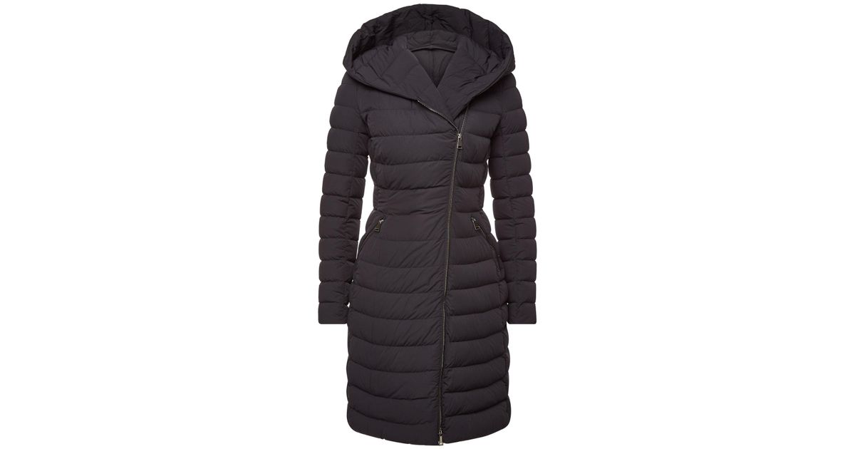 moncler barge