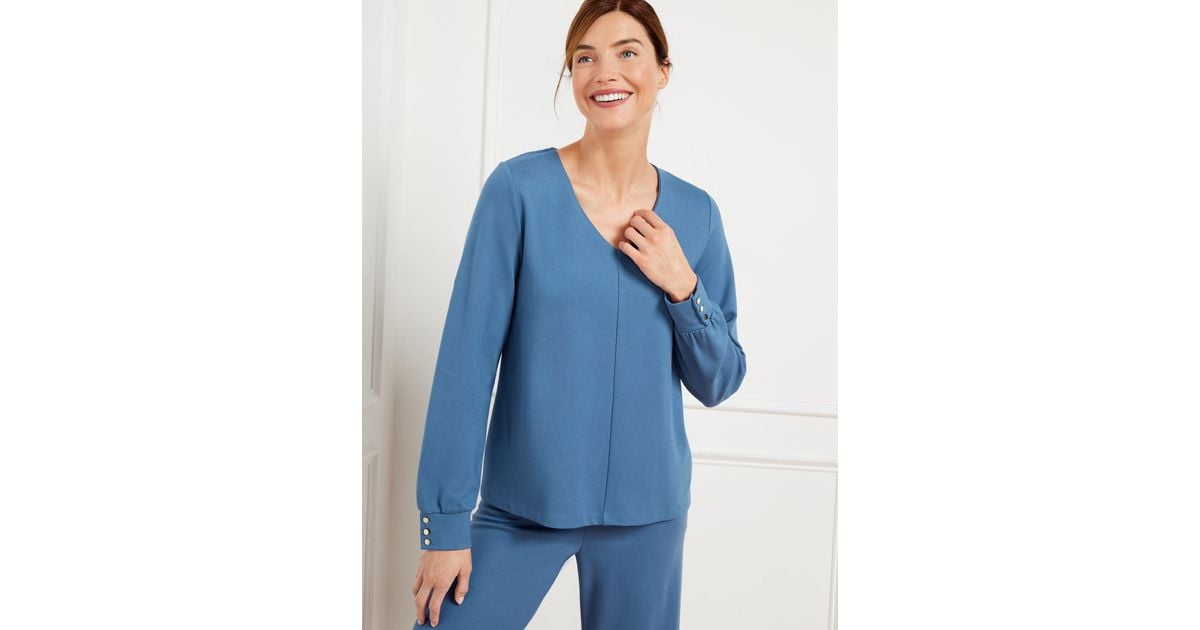 Talbot T75 Talbots Effortless Ultraknit V-neck Swing Top in Blue | Lyst UK