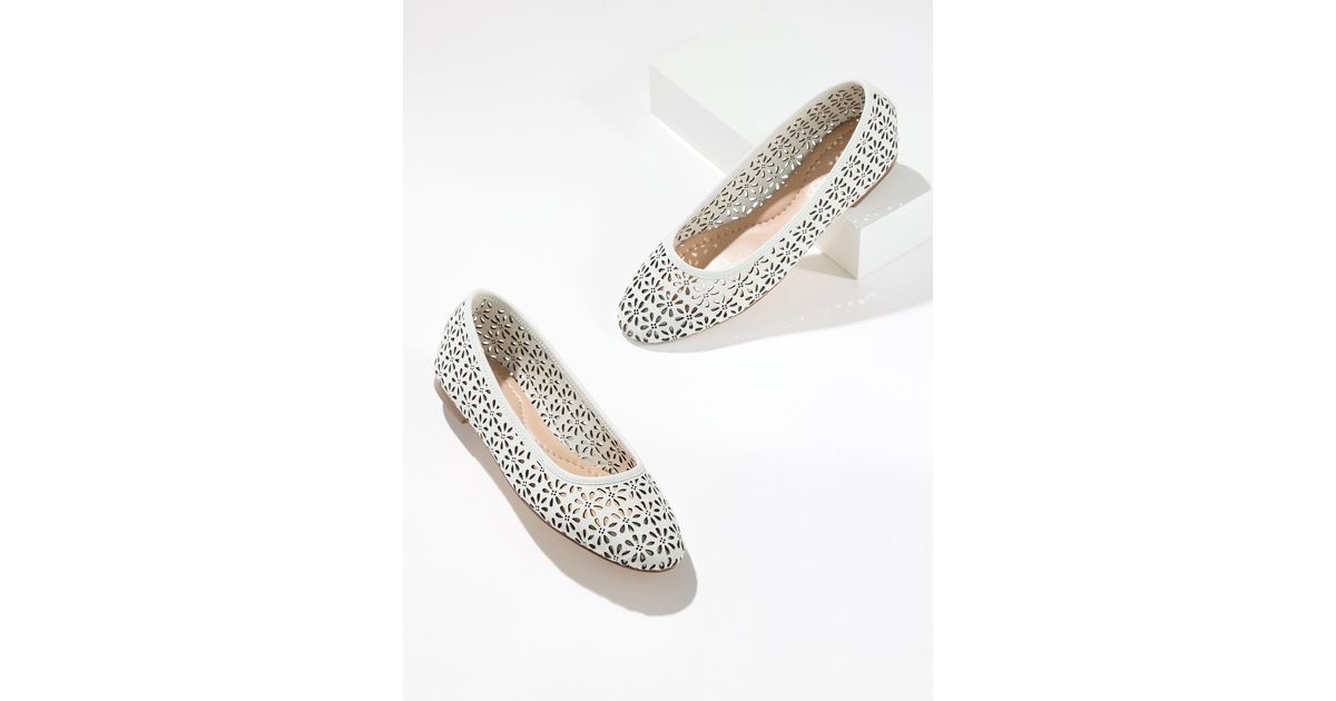 Talbots Smashing6 Talbots Ansly Perforated Nappa Ballet Flats in White | Lyst