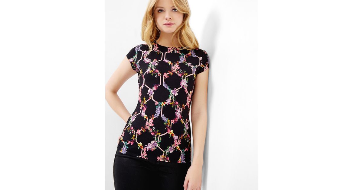 Ted Baker Lost Garden Fitted T-shirt in Black | Lyst Canada