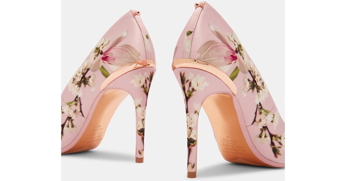 dusky pink court shoes