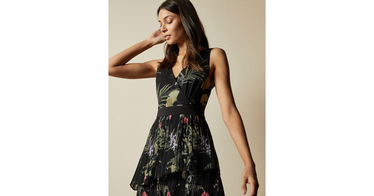 highland tiered pleated midi dress