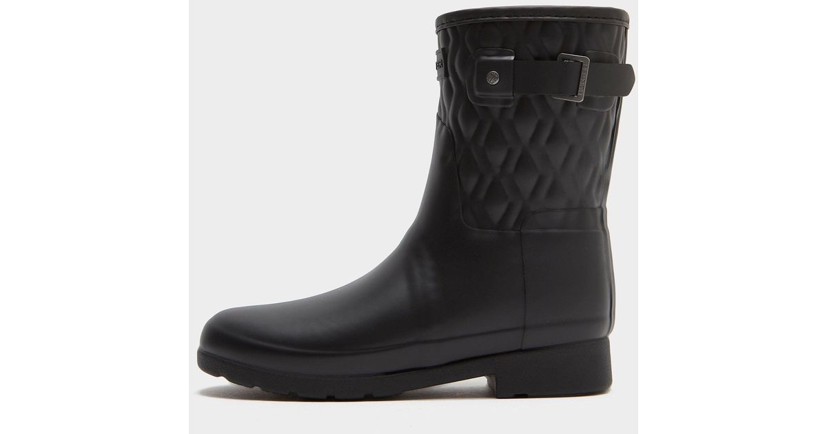 HUNTER Refined Short Quilted Wellington Boots in Black | Lyst