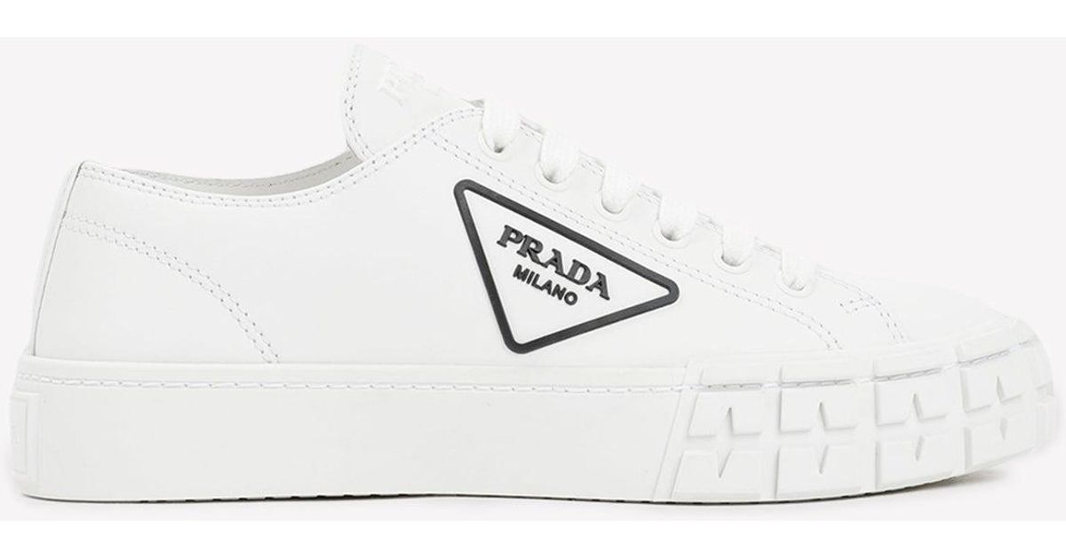 prada cassetta