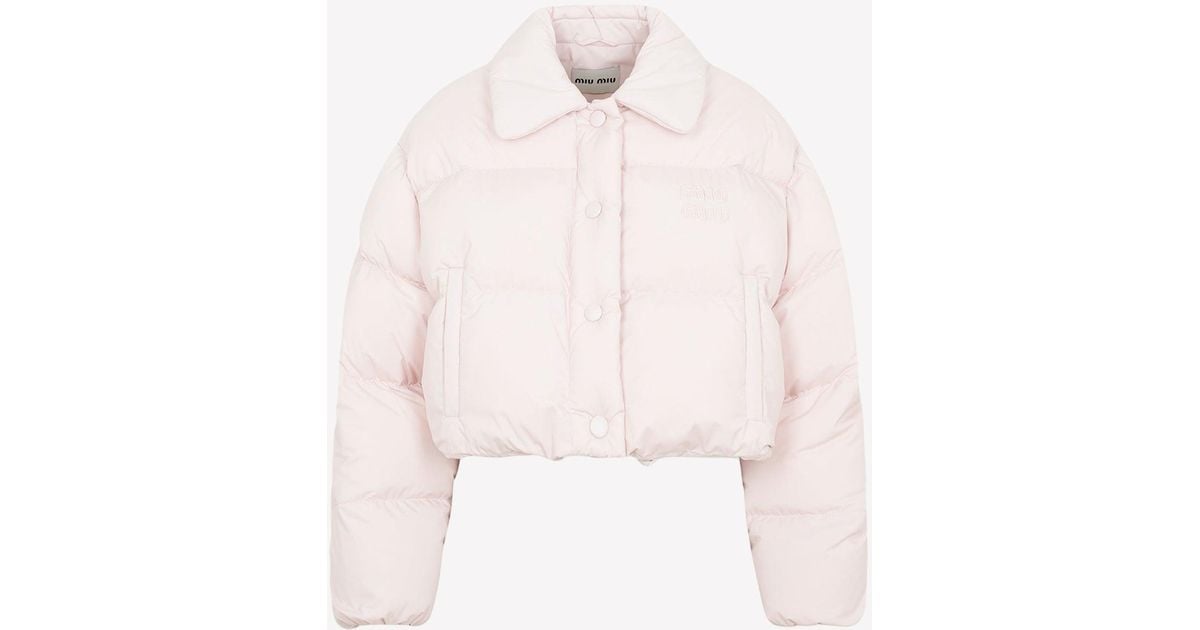 Miu Miu Cropped Down Jacket With Logo in Pink | Lyst