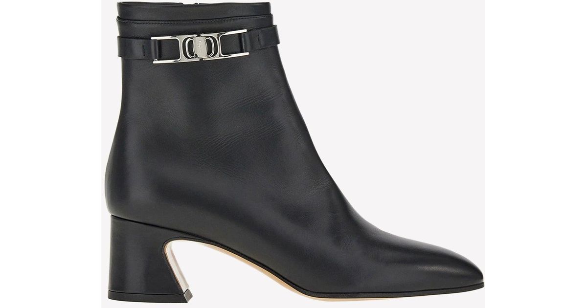 Ferragamo Rego 55 Vara Chain Ankle Boots In Calf Leather in Black | Lyst