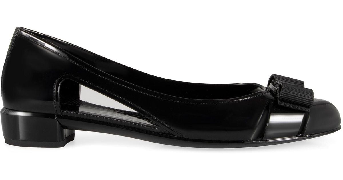 Ferragamo jelly ballet clearance flats