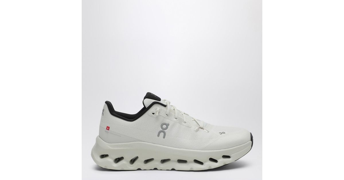 On Shoes Cloudtilt Pearl/Ice Low Sneaker in White for Men | Lyst