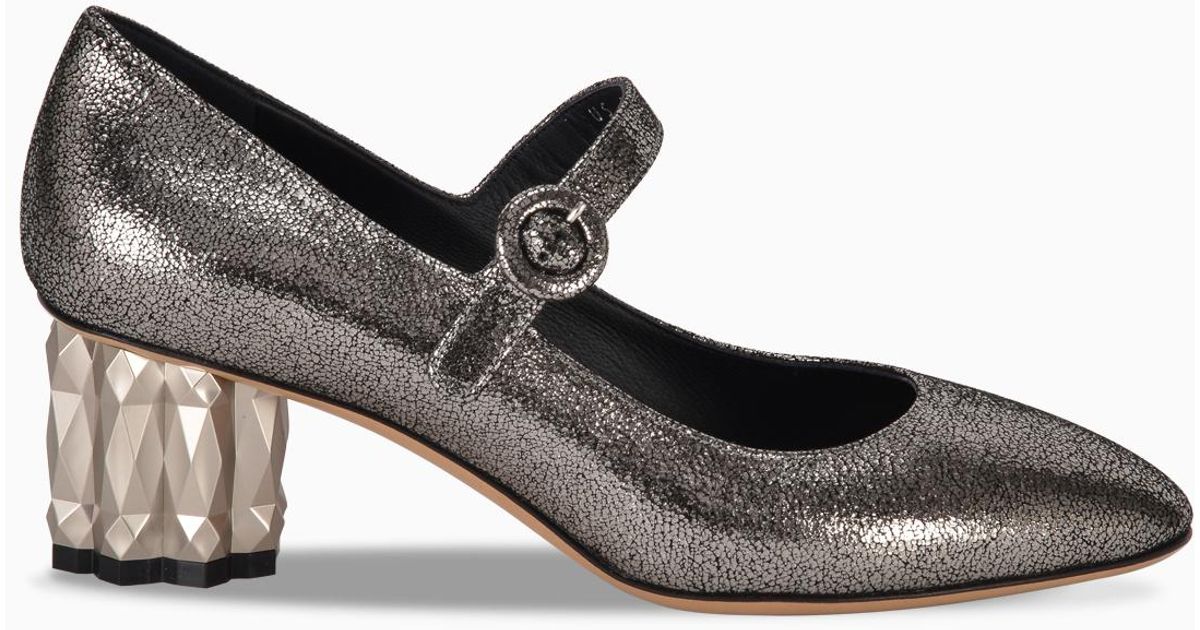 salvatore ferragamo flower heel pumps