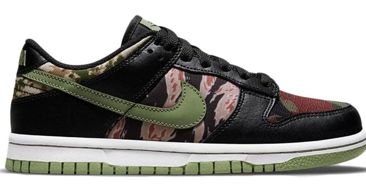 dunk camo gs