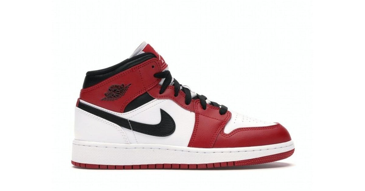 nike jordan 1 mid chicago 2020
