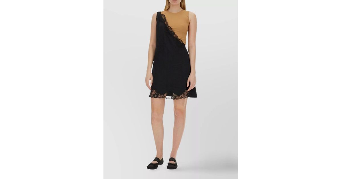 【送料&関税込】MM6 Maison Margiela One Shoulder Lace Trim D MM6 by Maison Martin Margiela One Shoulder Lace Trim Midi