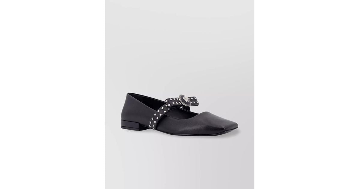 フラットシューズ VERSACE Leather ballerinas with frontal studs Nero Versace Leather Ballerinas Studded Frontal Studs | Lyst