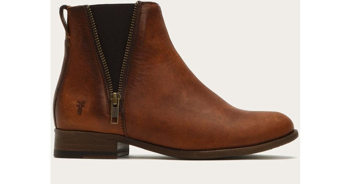 carly chelsea boot