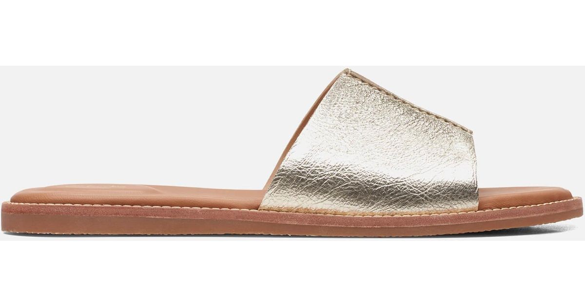 clarks flat mules