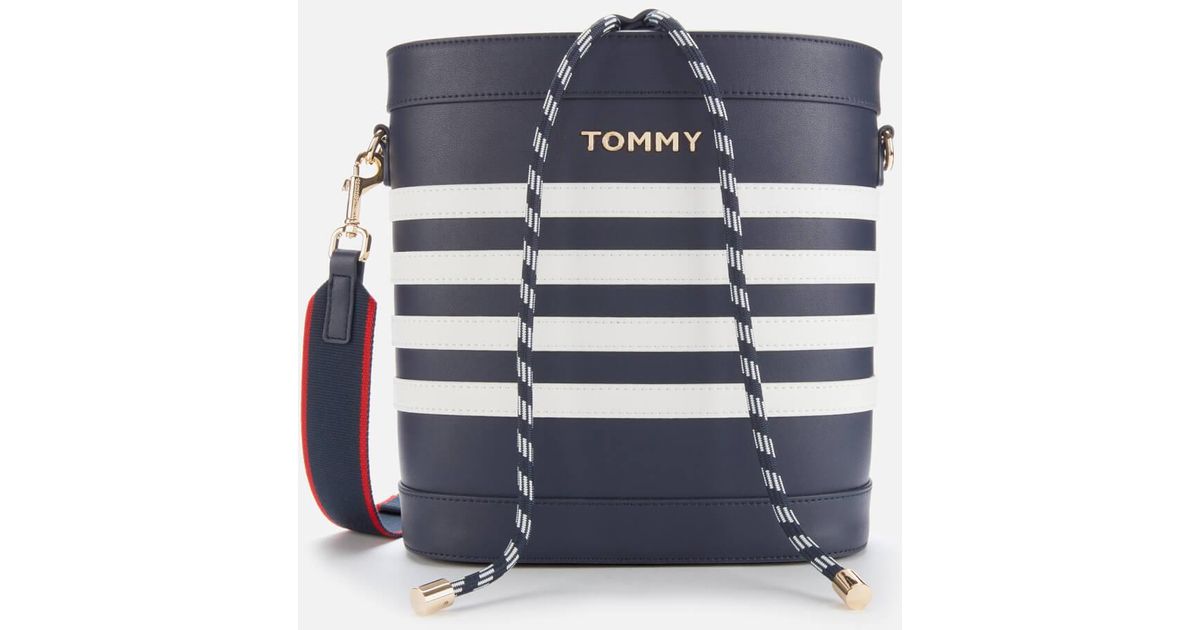 Tommy Hilfiger Item Staple Bucket Bag in Blue | Lyst