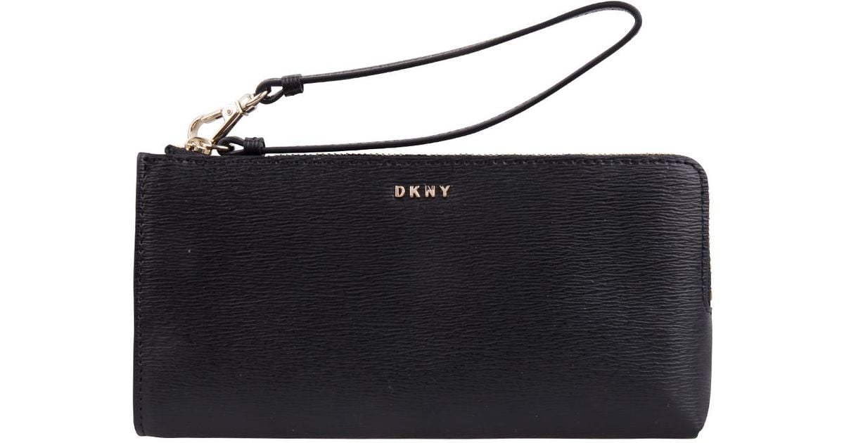 dkny wristlet purse