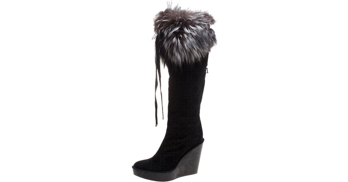 black knee high boots with fur trim