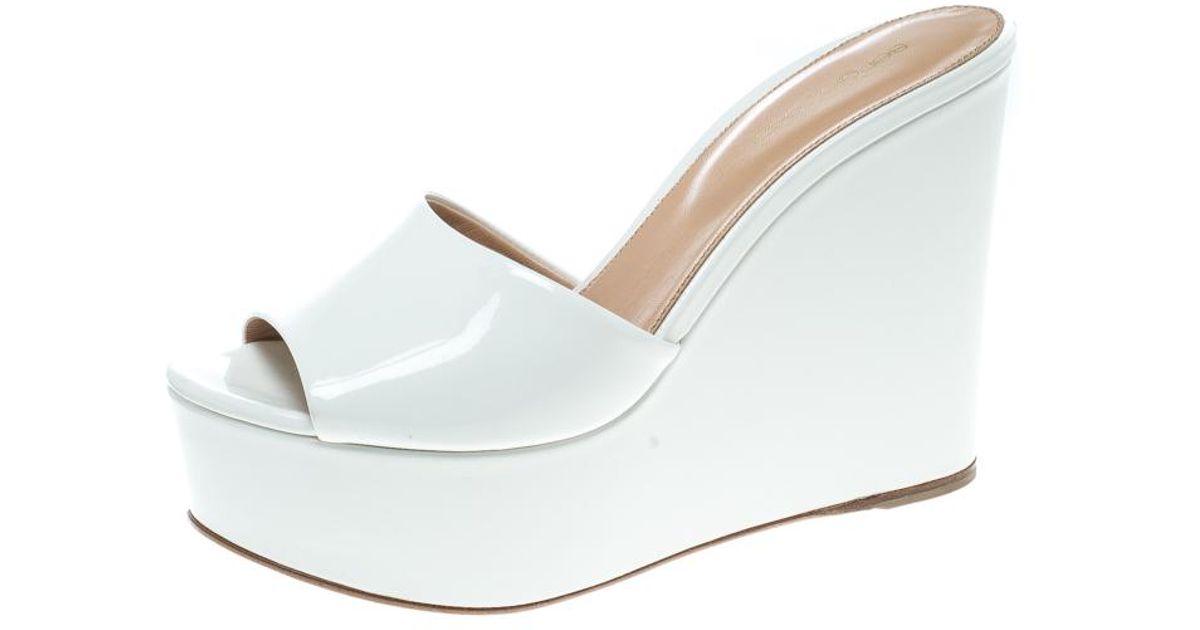 white wedge slides