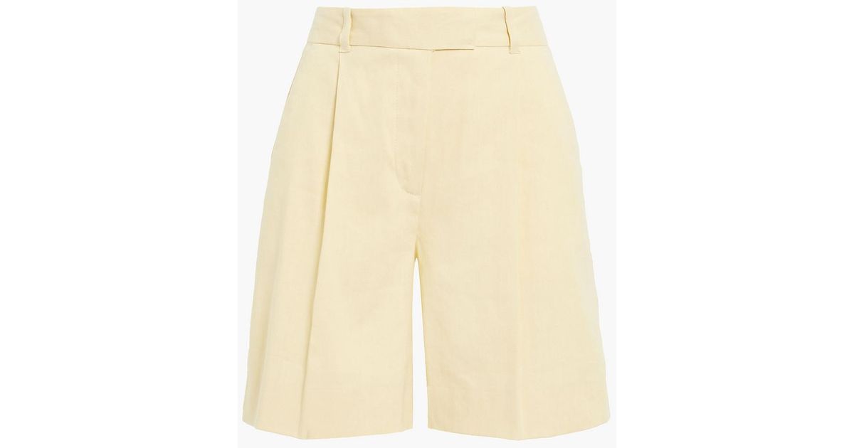 Iris & Ink Felice Pleated Linen-blend Twill Shorts in Natural | Lyst Canada