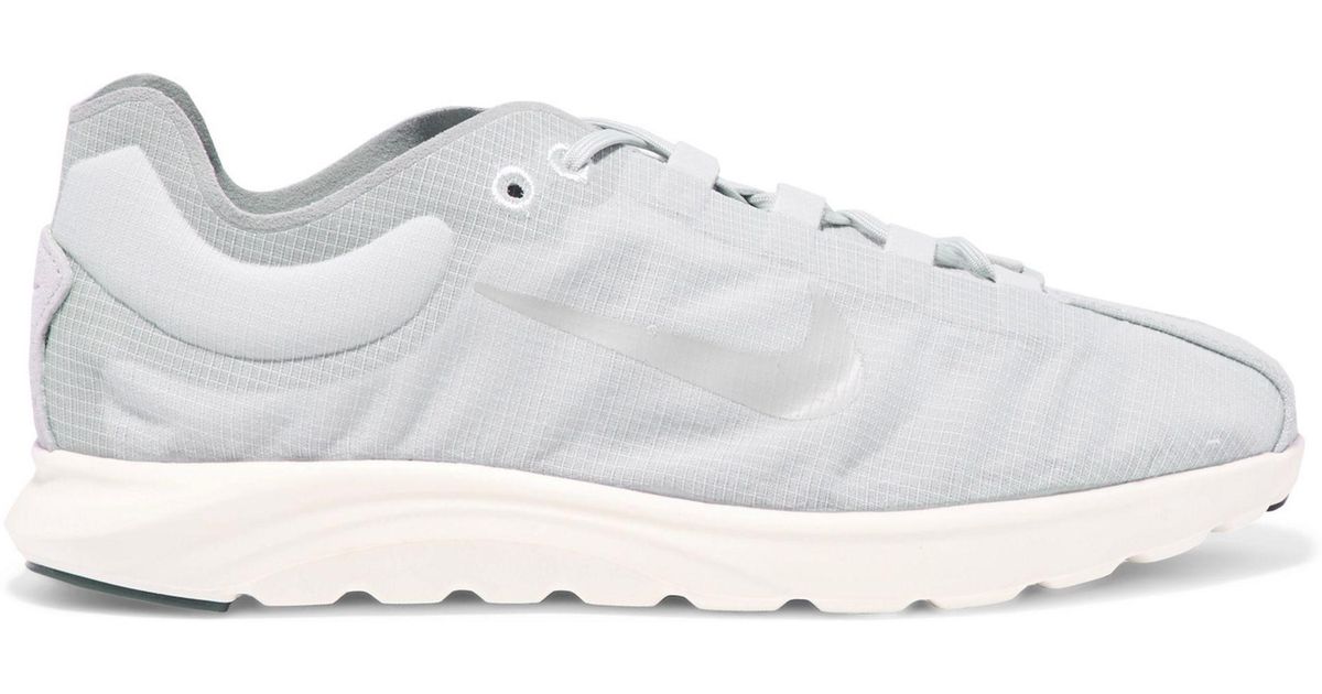 nike mayfly lite pinnacle