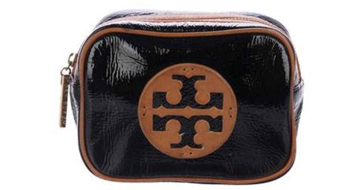 Lyst Tory Burch Patent Leather Cosmetic Bag Black In Metallic