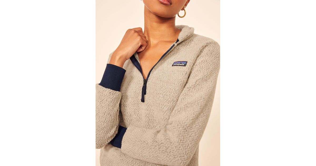 Reformation Patagonia Woolyester Fleece Pullover in Natural | Lyst