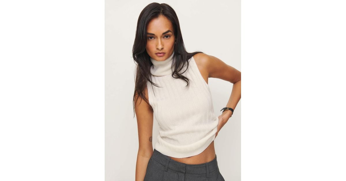 Rowyn Script Reformation Rowyn Cashmere Turtleneck Tank Top in White | Lyst Canada