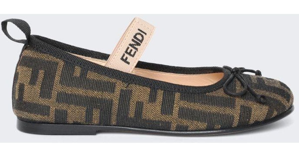 flats fendi