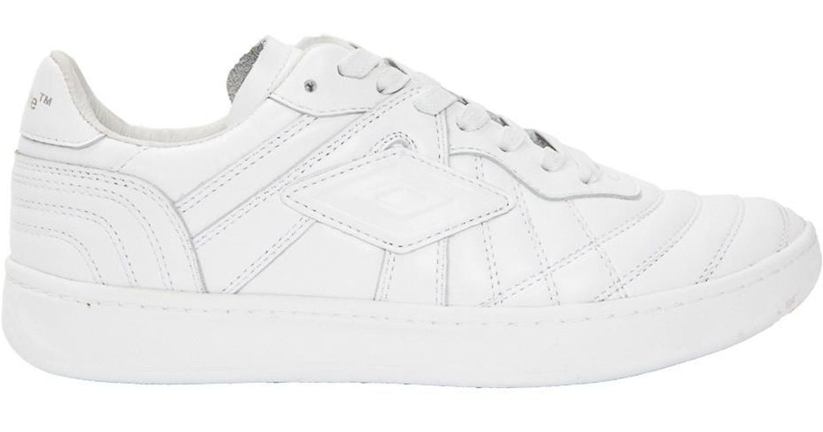 stores that sell nike air force 1 near me