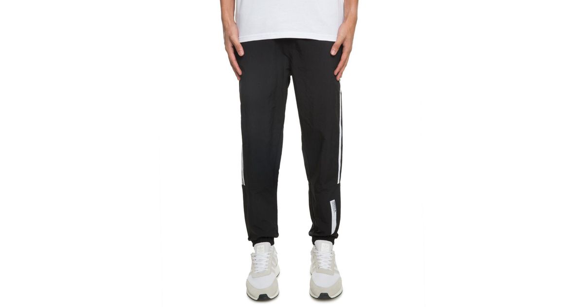 nmd track pant