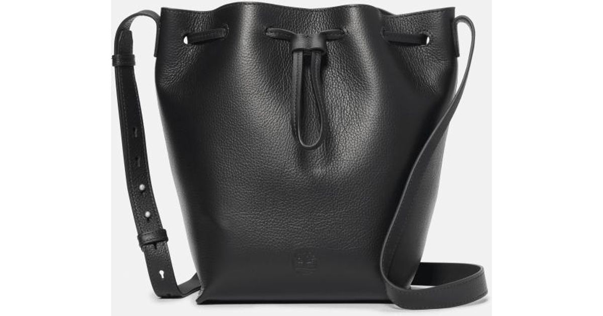 Timberland Tuckerman Leather Bucket Bag in Black | Lyst UK