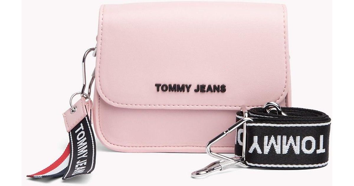 tommy hilfiger boxy crossbody bag